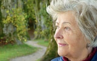 Dentures Vs. Dental Implants which is right for you?